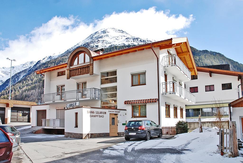 Sportpension Soelden Solden Exterior photo